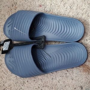 Brand new Mens slides